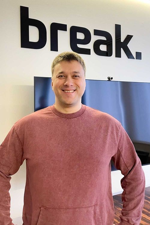 Porträt von Vladimir, Teamlead bei Break Media